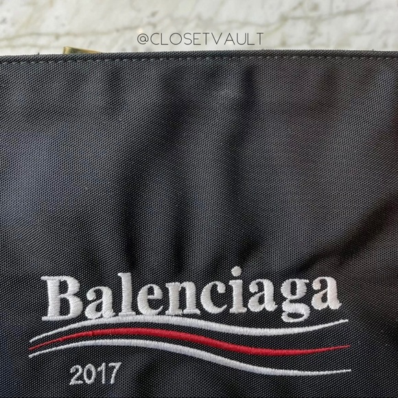 SOLD🇺🇸Balenciaga Logo Campaign Clutch Large Nylon - Picture 12 of 12